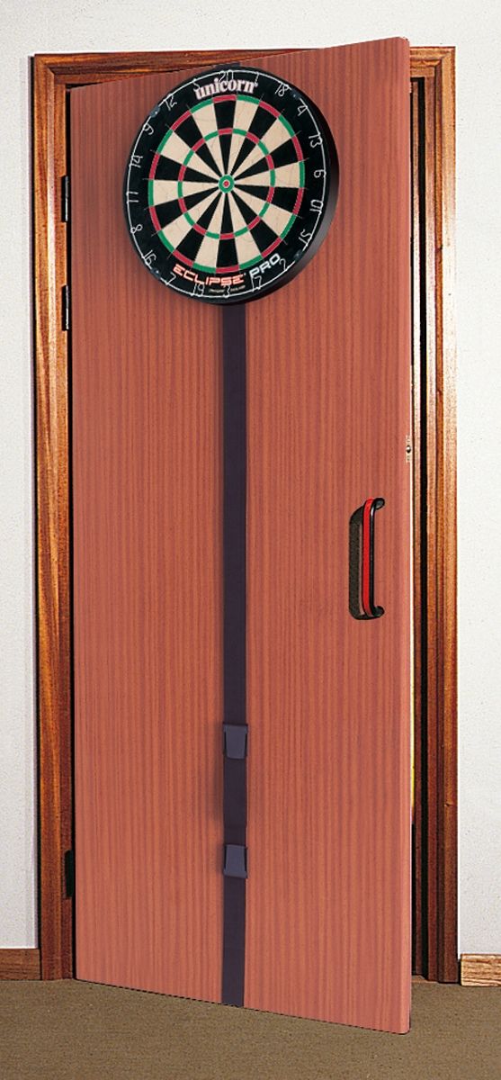 Unicorn on tour dartboard and travel bag