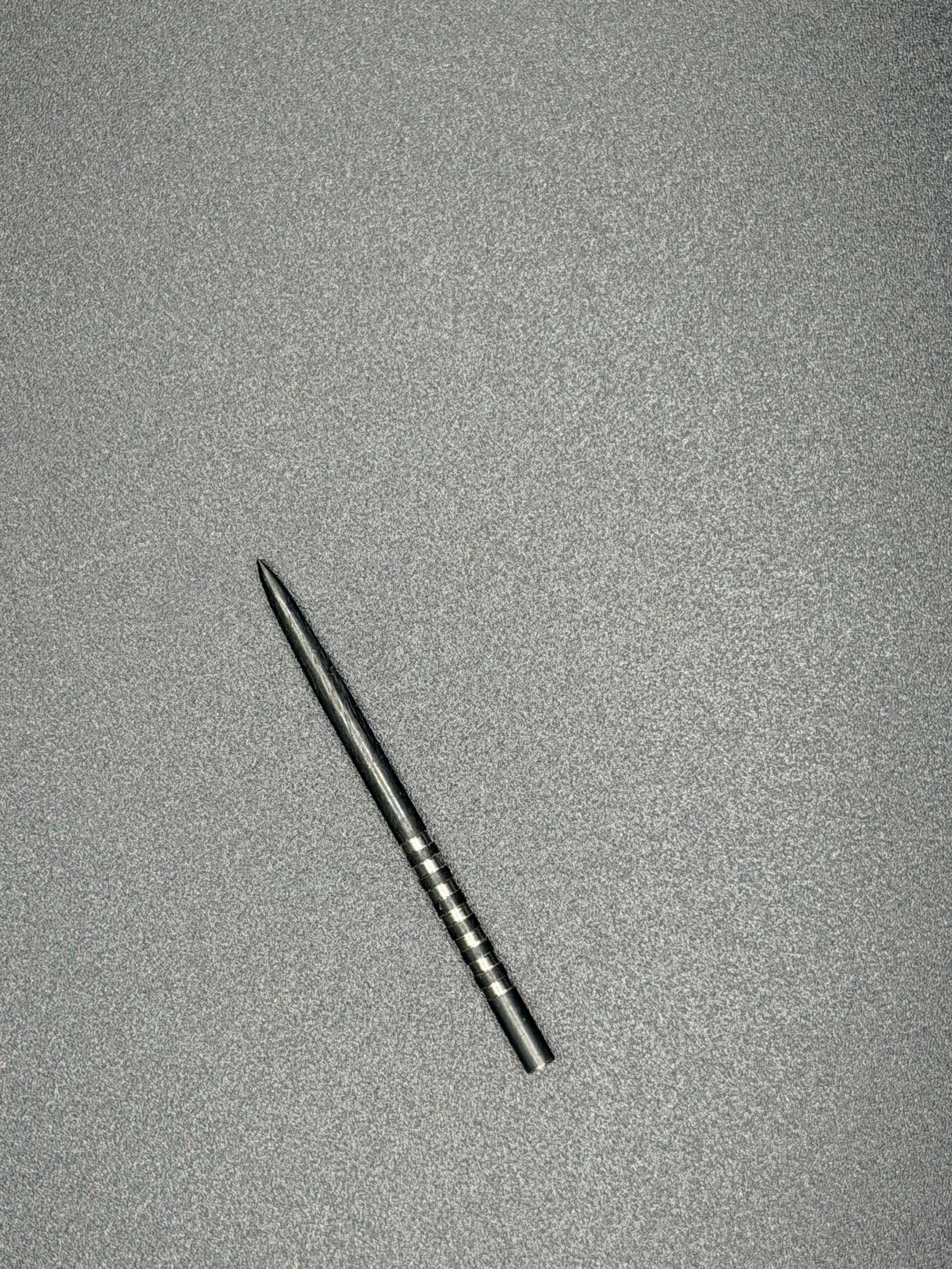 Taurus Black finger grip 1.1 dart points 42mm 1 set