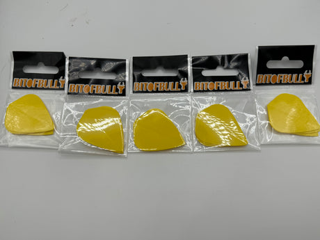 Yellow poly plain 75 micron Kite shape dart flights