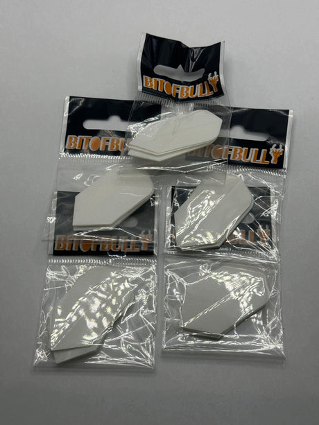 White poly plain 75 micron slim shape dart flights